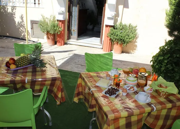 Georgia Old Town بيت ضيافة 3*